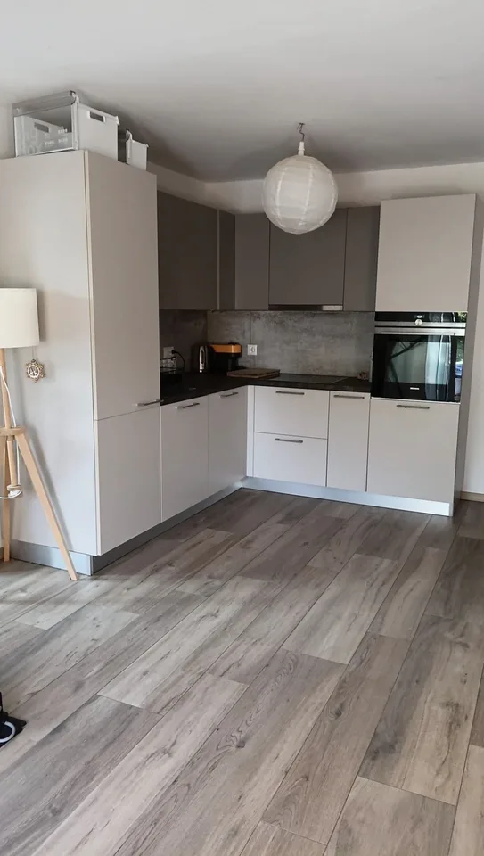 2,5 pièces meublé en rez-de-jardin avec terrasse – sous-location 1 à 3 ans – Foto 7 von 12
