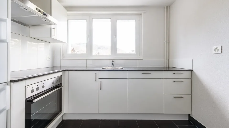 Appartement Confortable au Dernier Étage à Louer – photo 3 sur 8
