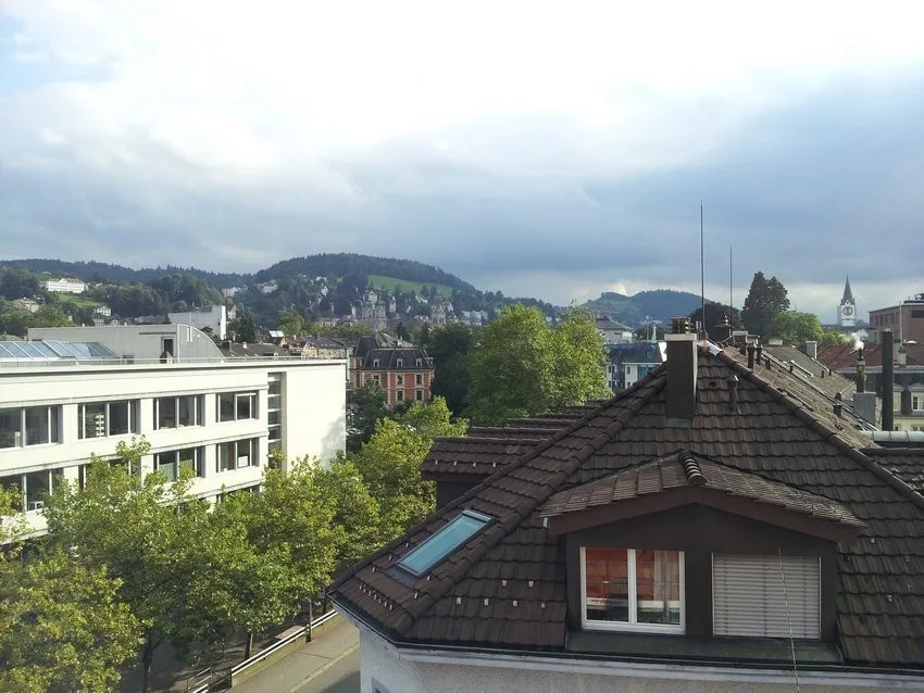 Wohnen und geniessen - nur wenige Schritte vom Zentrum entfernt – foto 3 di 8