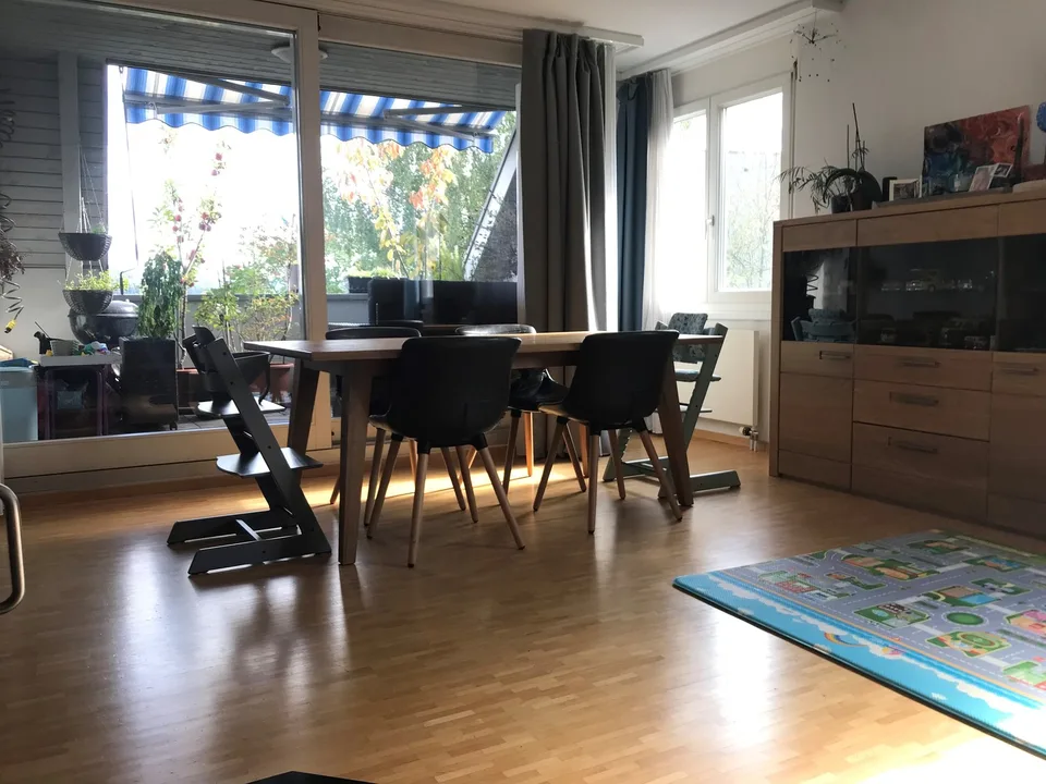Charmante 4,5 Zimmer Maisonette-Wohnung im Dorfkern von Oberwinterthur – Foto 13 von 14