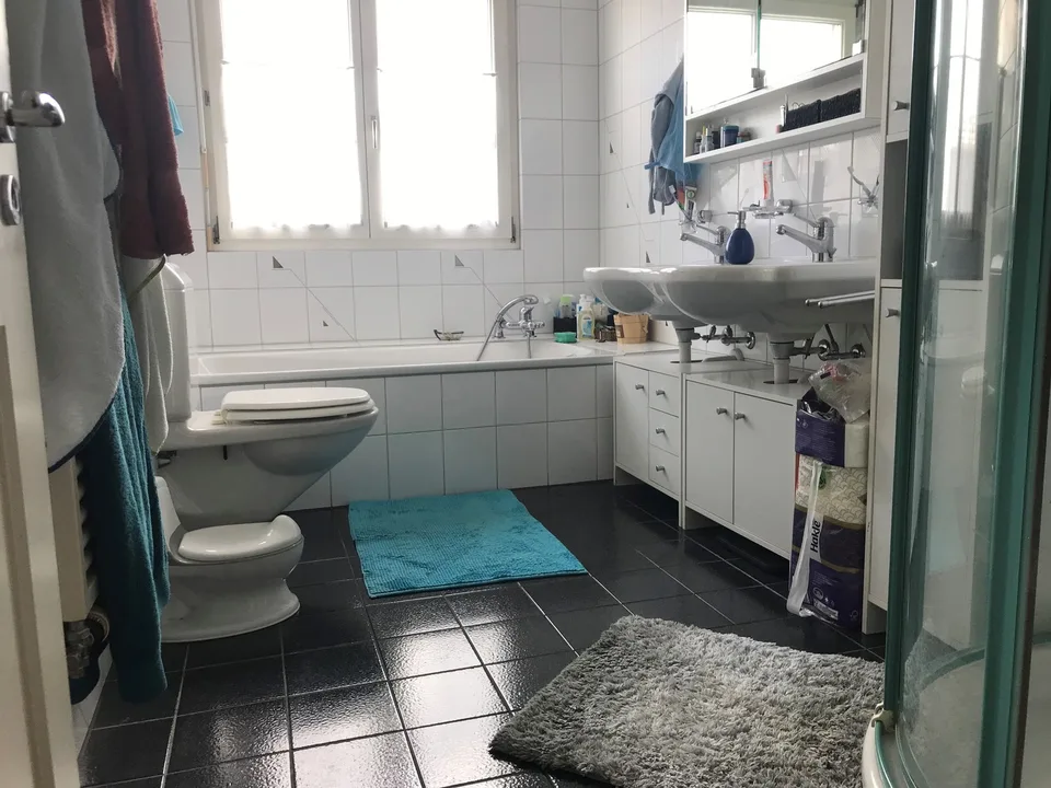 Charmante 4,5 Zimmer Maisonette-Wohnung im Dorfkern von Oberwinterthur – Foto 3 von 14