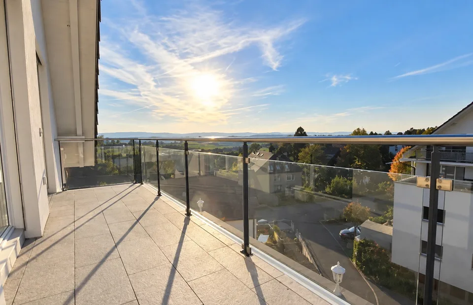 5.5-Zimmer-Wohnung mit grosser Terrasse, Balkon & Jacuzzi – Foto 15 von 18