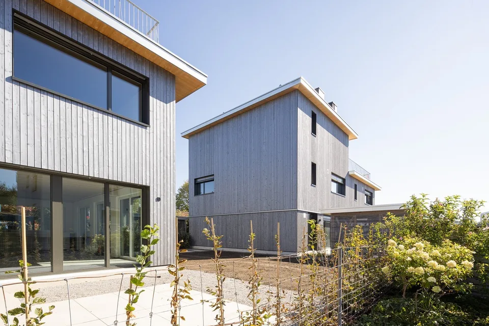 Attraktiver Neubau in Volketswil: 3.5 (4.5)-Zimmer-Hausteil mit privatem Garten – Foto 5 von 12