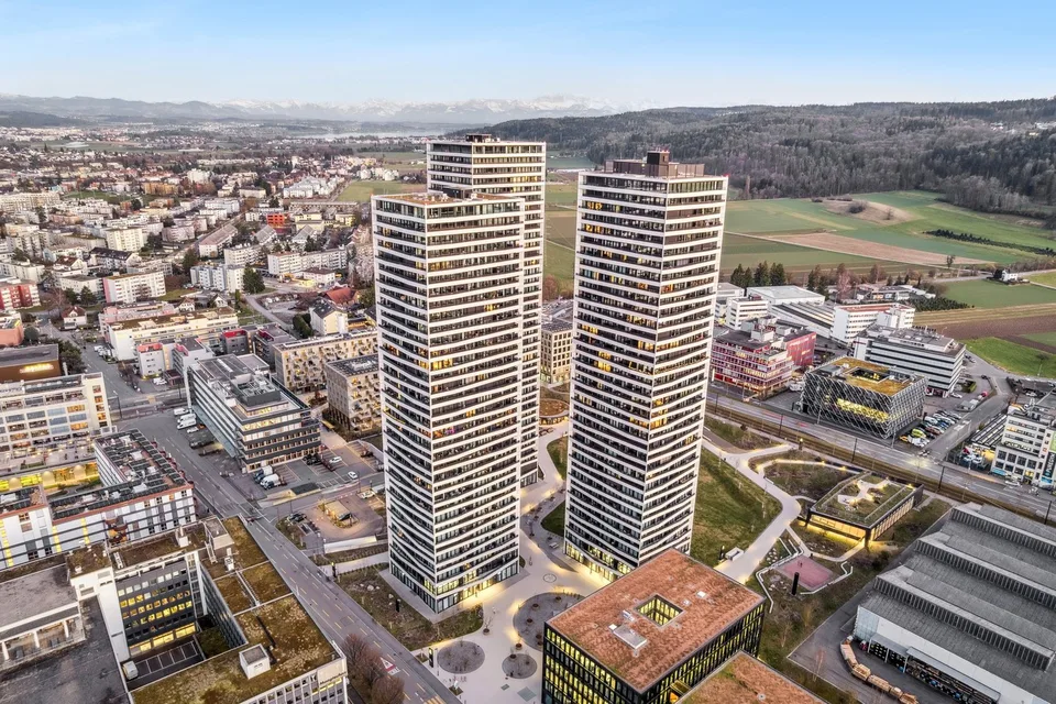 Exclusive ownership apartment with panoramic views on the 23rd floor of House C of the Three Point residential towers – photo 2 of 12