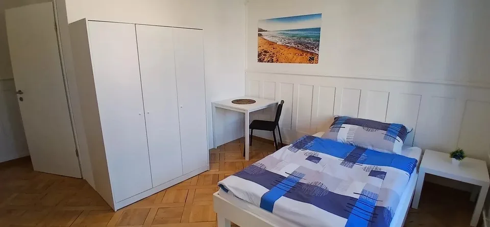 Möbliertes Zimmer zentral - Heute einziehen – foto 2 di 13