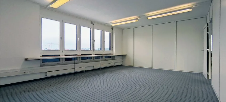 Diverse office spaces – photo 3 of 12