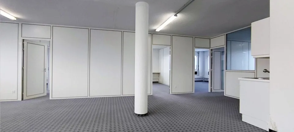 Diverse office spaces – photo 6 of 12