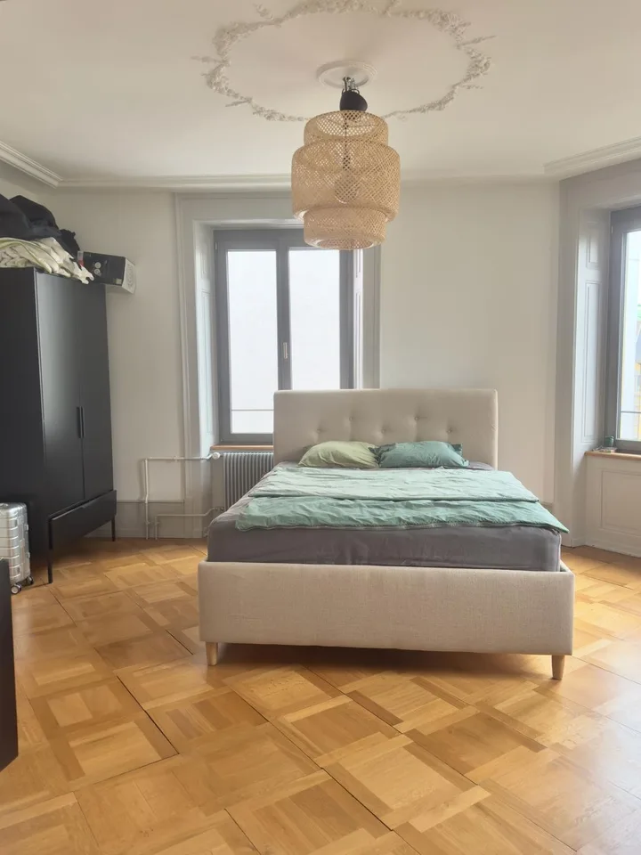 2.5 Zimmer Altbau Biel Zentrum/Appartement 2,5 pièces rénové – Foto 5 von 8