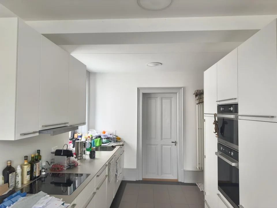 2.5 Zimmer Altbau Biel Zentrum/Appartement 2,5 pièces rénové – Foto 6 von 8