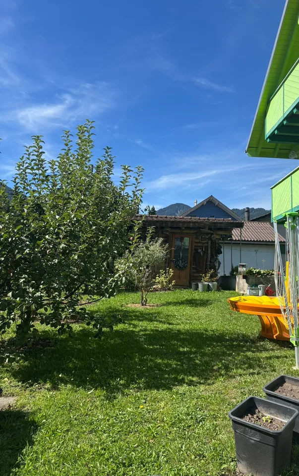 Grosszügiges 8.5-Zimmer-MINERGIE-Öko-Generationenhaus – Foto 27 von 29