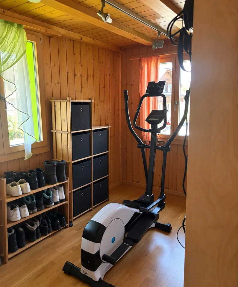 Grosszügiges 8.5-Zimmer-MINERGIE-Öko-Generationenhaus – Foto 25 von 29