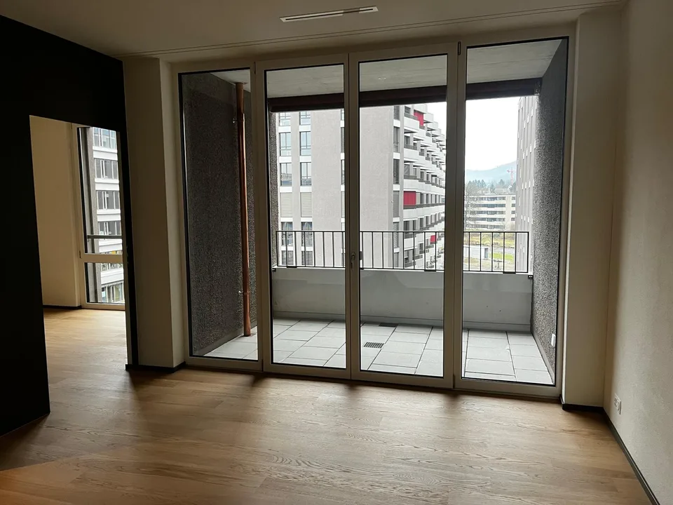Prossimità alla città ma circondato da verde - La tua nuova casa? – foto 4 di 14