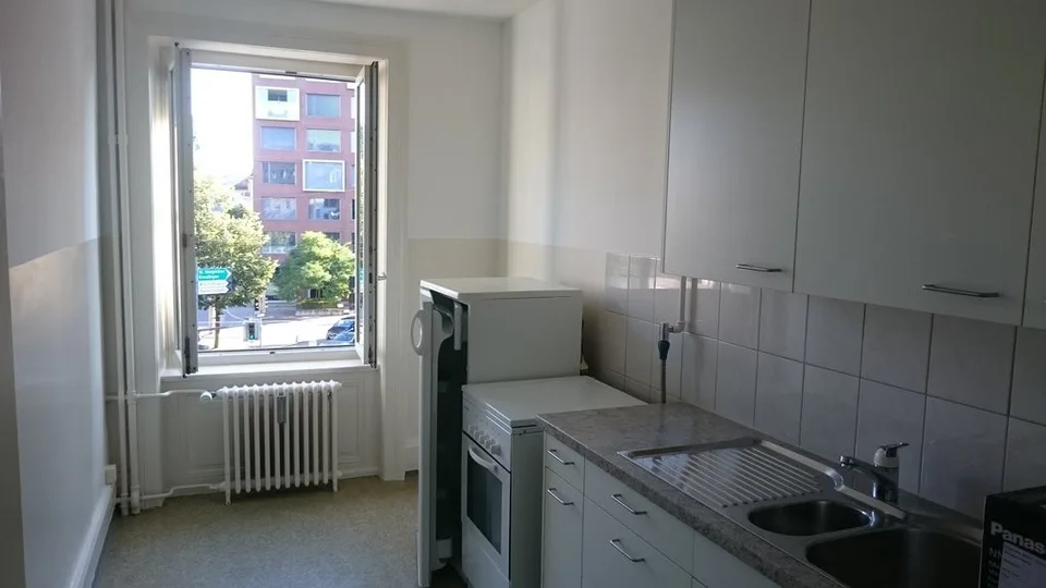 Preisgünstige Wohnung in der Nähe vom Stadtzentrum – foto 2 di 5
