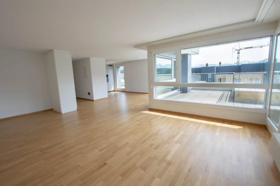Appartamento attico grandioso con vista sulle montagne – foto 2 di 11