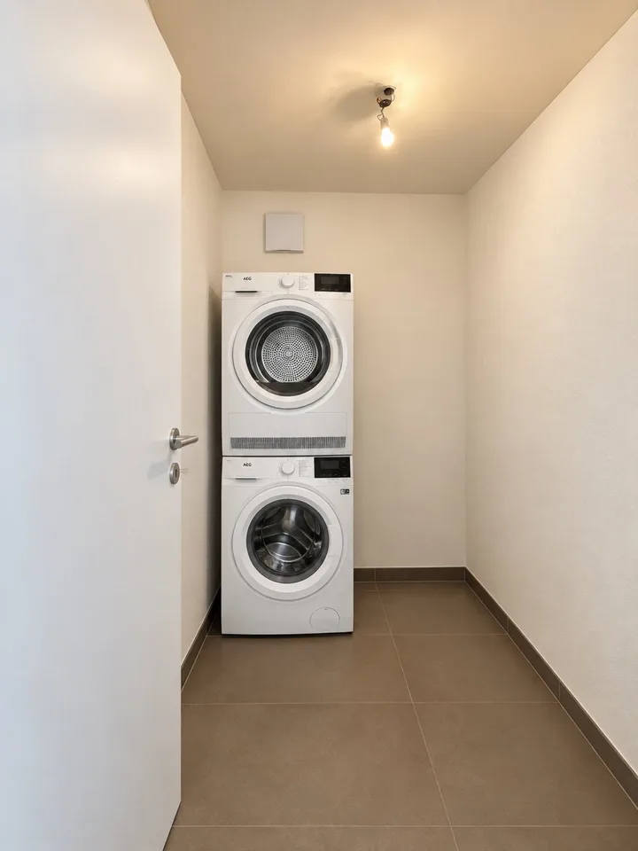 neuwertige 3.5-Zimmer-Wohnung inmitten von Mels – foto 7 di 8