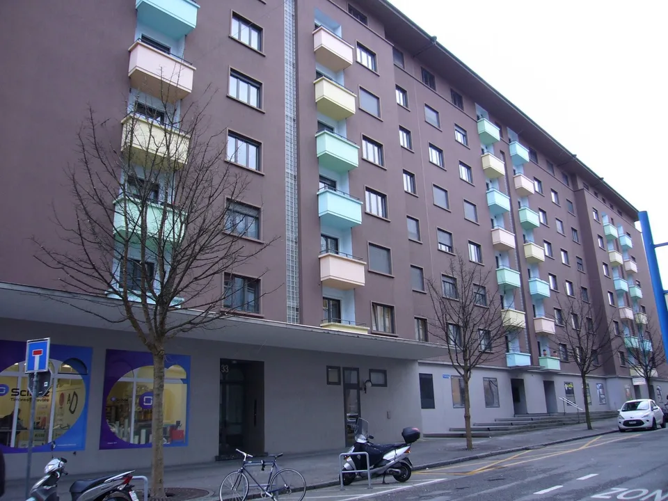 Belle surface commerciale ou administrative avec vitrines d'env. 253,2 m² – Foto 8 von 11