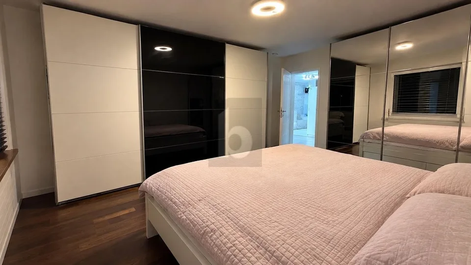 De haute qualité avec balcon spacieux ! – photo 4 sur 4