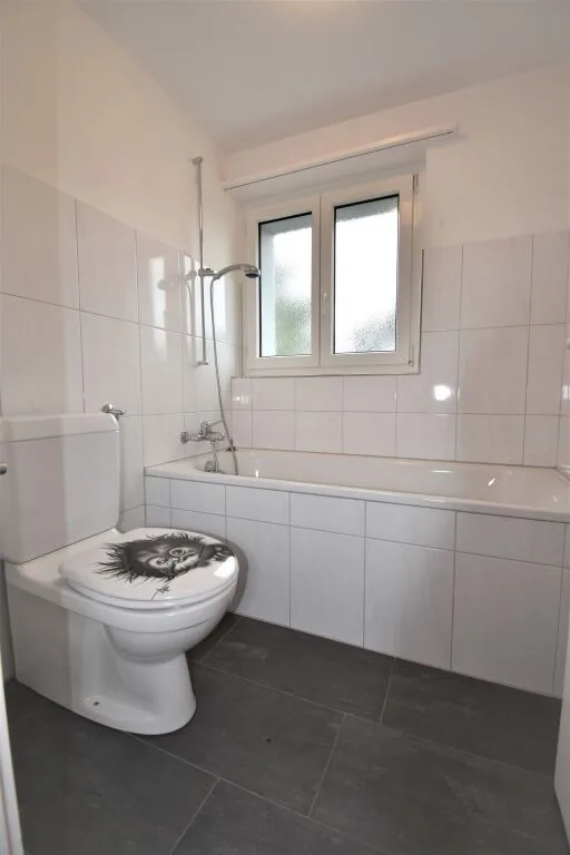 Hier lässt es sich LEBEN - Preisgünstig mit grossem Balkon, neuem Bad und schöner Küche – foto 5 di 12