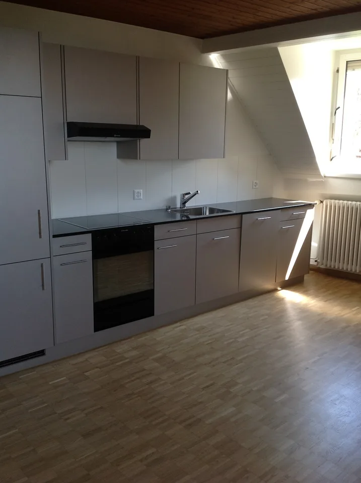 Charmante 3-Zimmerwohnung an zentraler Lage in St. Gallen – photo 2 sur 6