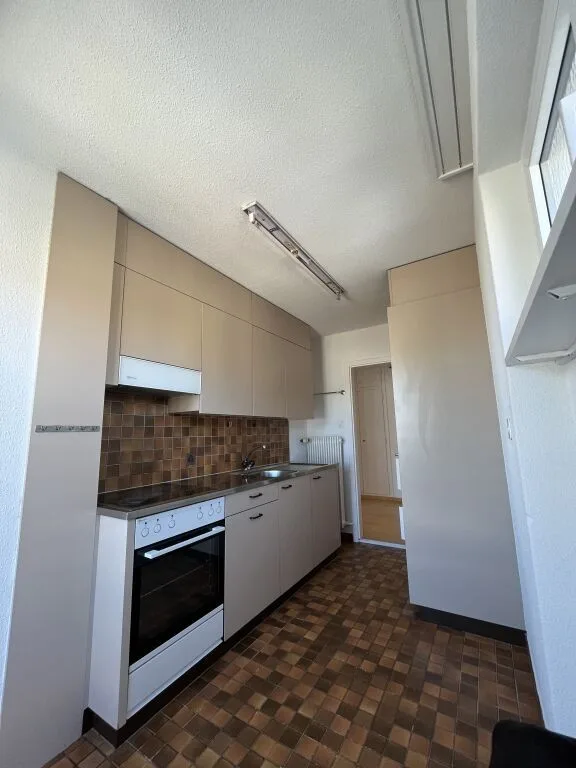 Preiswerte Wohnung mit Balkon an perfekter Lage in St. Gallen – foto 2 di 7
