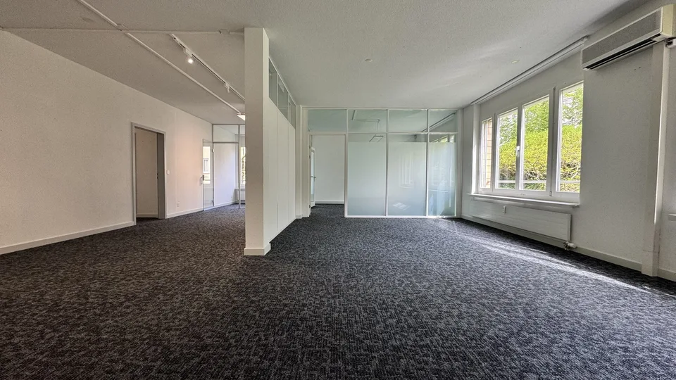 Teilklimatisierte Büros oder Praxisräumlichkeiten zu vermieten – Foto 5 von 7