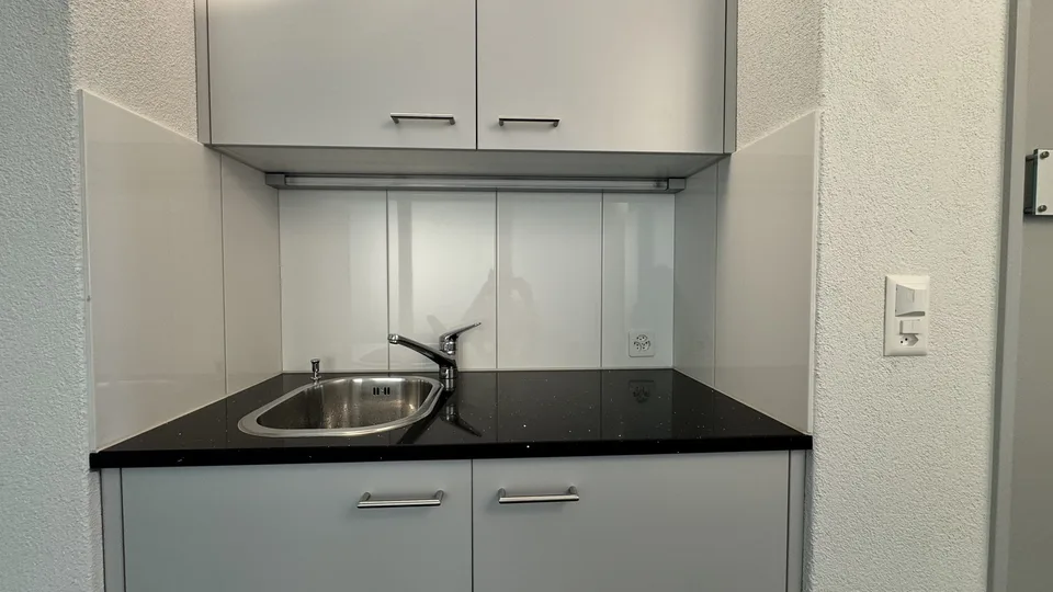 Teilklimatisierte Büros oder Praxisräumlichkeiten zu vermieten – Foto 4 von 7