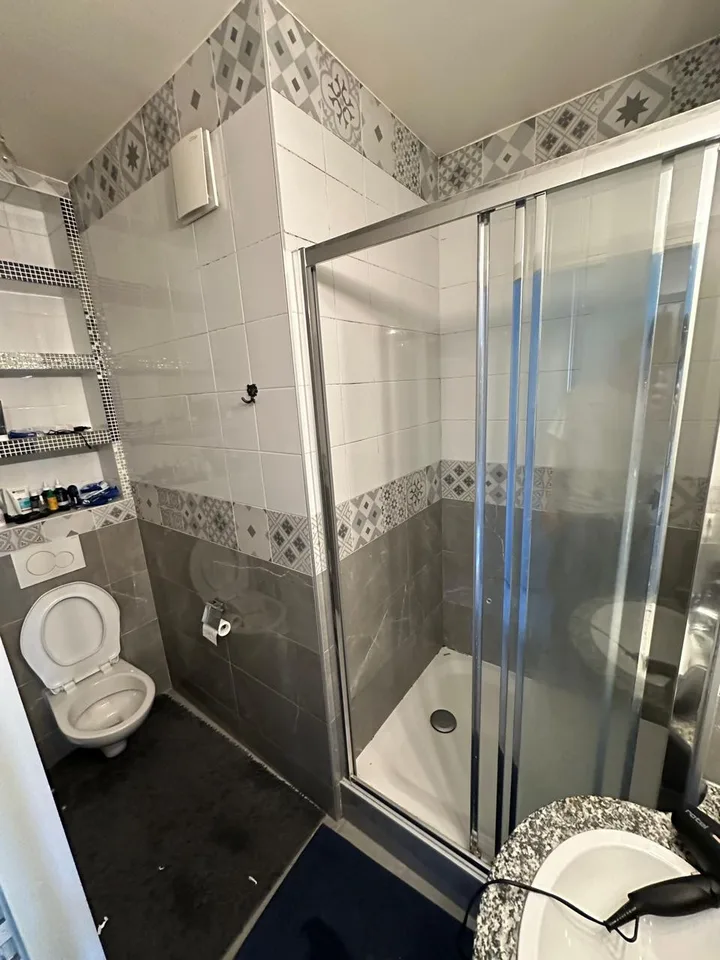 Place du Cirque, 1204 Genève - CHF 3’121 inkl. NK pro Monat – Foto 11 von 12
