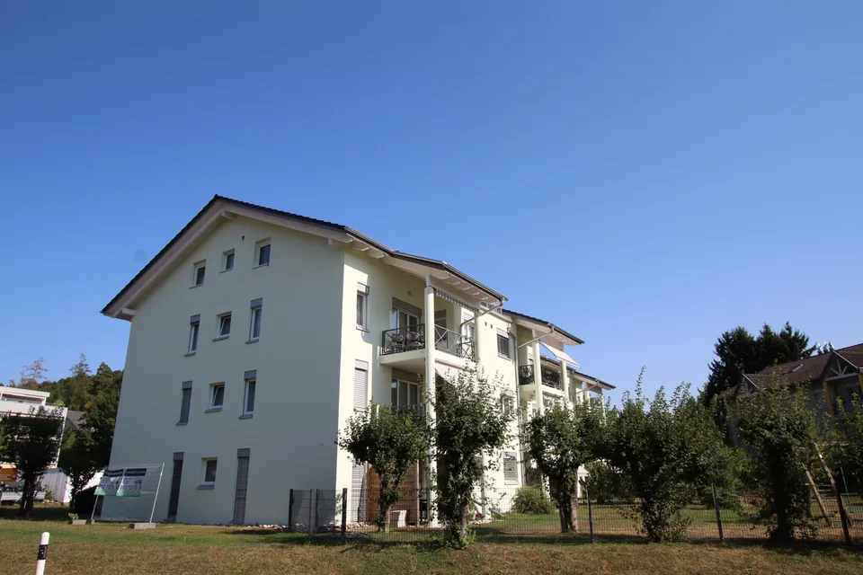 In affitto immediato o su accordo appartamento 3.5 locali con 2 balconi – foto 2 di 19