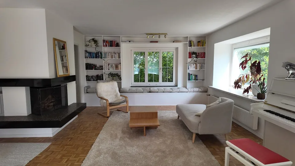Grosszügiges 6.5-Zimmer-Einfamilienhaus mit über 200 m², Garten & Doppelgarage am Pfannenstiel – Foto 7 von 9