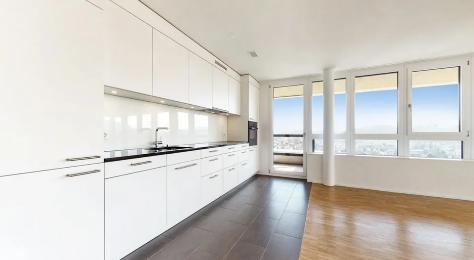 3.5-Zimmer Wohnung mit toller Aussicht, nähe Bahnhof – Foto 3 von 8