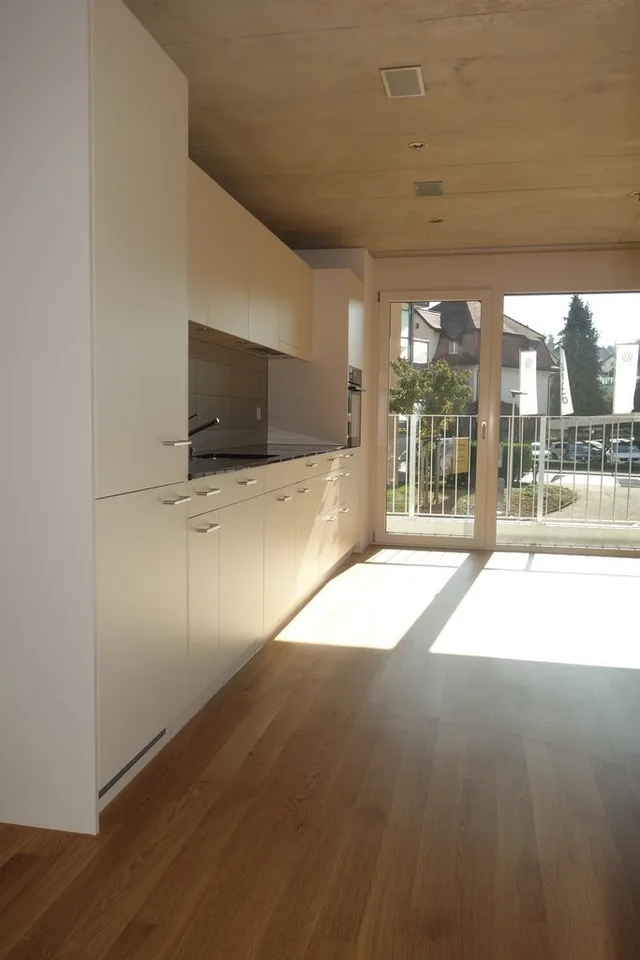 modern, zentral, grün - Alles was das Herz begehrt – Foto 2 von 7