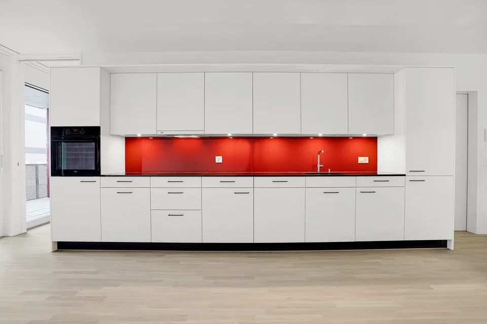 Moderne 4.5-Zimmer-Maisonette-Wohnung – foto 3 di 12