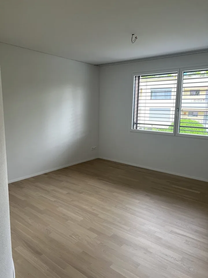 Attraktive 2.5 Zimmerwohnung im 3. OG an ruhiger Lage in Luzern – Foto 5 von 8