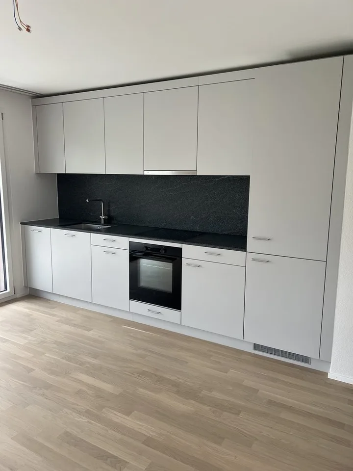 Attraktive 2.5 Zimmerwohnung im 3. OG an ruhiger Lage in Luzern – Foto 4 von 8
