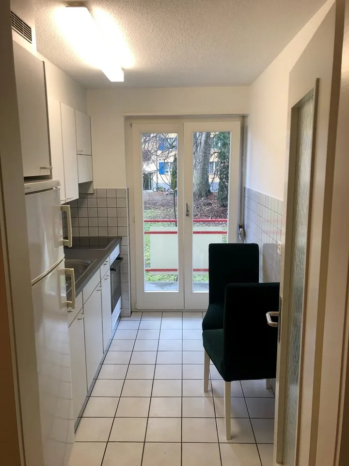 Charmant appartement 2 pièces avec balcon – photo 2 sur 6