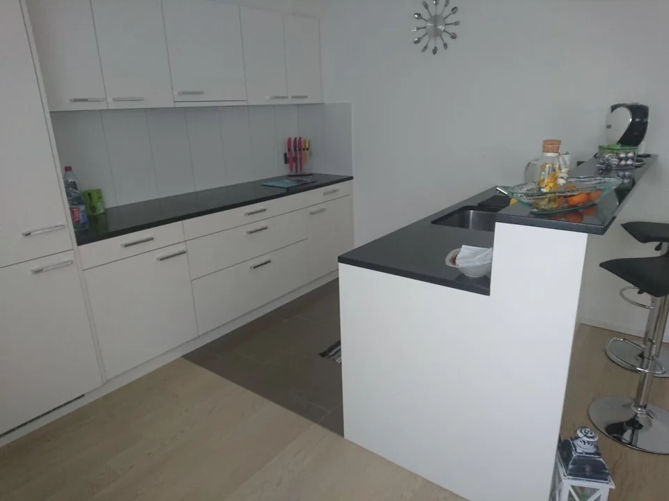 Moderne 3.5-Zimmer-Wohnung inkl. 2 Parkplätzen in Buch am Irchel per sofort – photo 5 sur 17