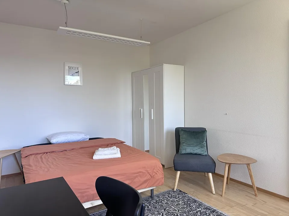 Private furnished bedroom to rent in Zumikon near Zürich – Foto 2 von 13