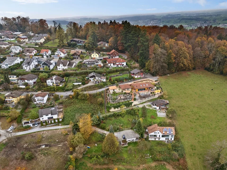 Bauland-Parzelle an grüner Hanglage – Foto 8 von 10