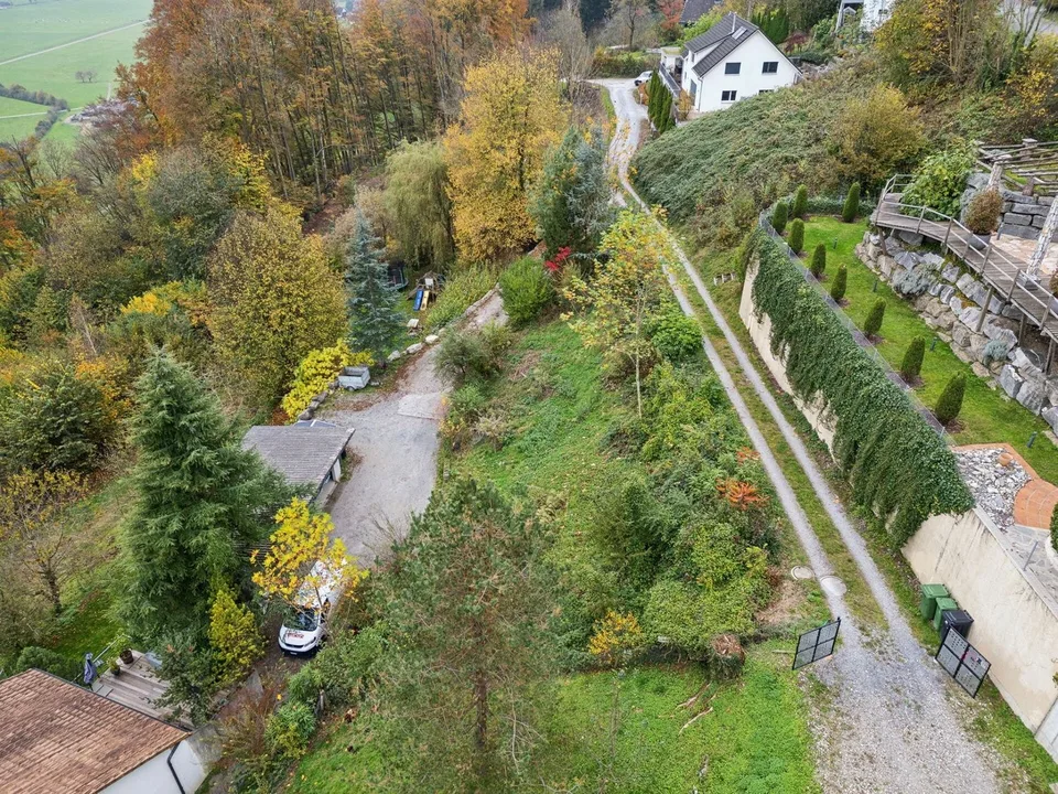 Bauland-Parzelle an grüner Hanglage – Foto 6 von 10