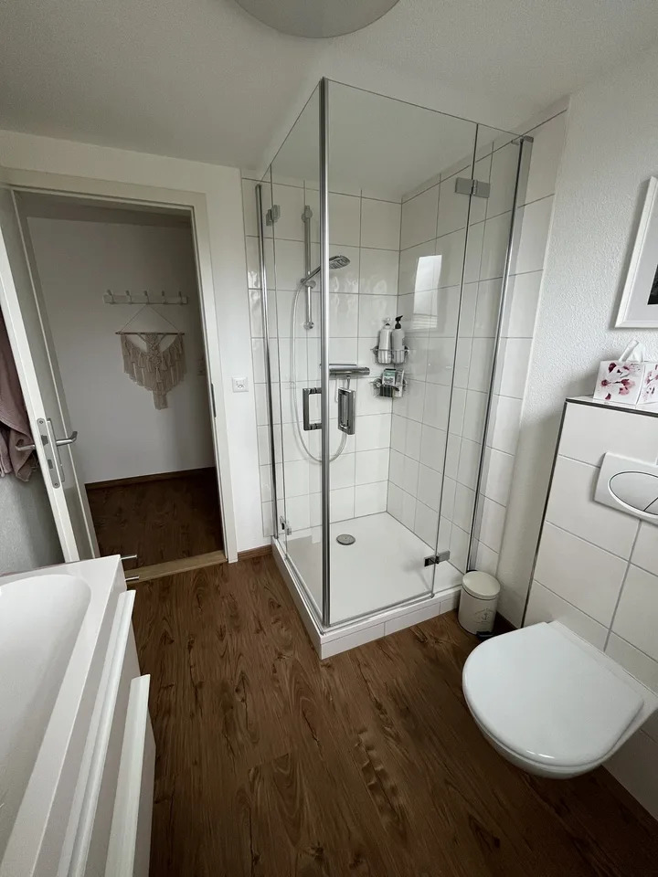Preiswerte, helle 3.5 Zimmerwohnung – Foto 5 von 10