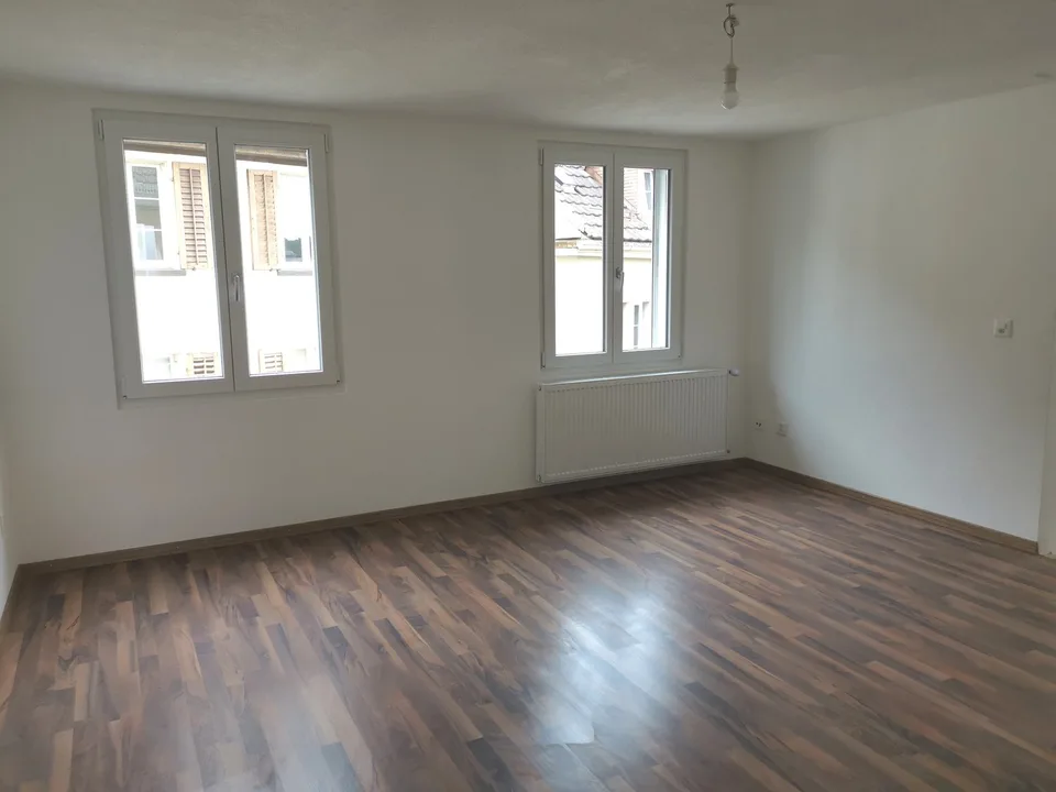 Preiswerte, helle 3.5 Zimmerwohnung – Foto 8 von 10
