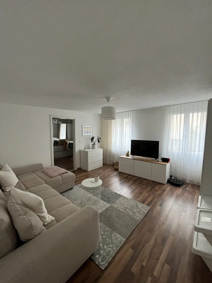 Preiswerte, helle 3.5 Zimmerwohnung – Foto 7 von 10