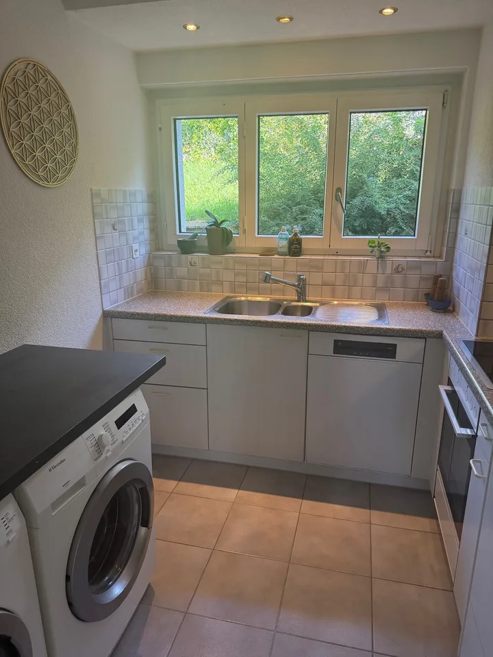 Möblierte 3.5-Zimmer-Wohnung mit Garten in Zumikon – Foto 5 von 5