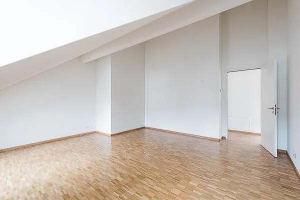 Grosszügige Dachwohnung in Aesch sucht neuen Mieter – Foto 10 von 12