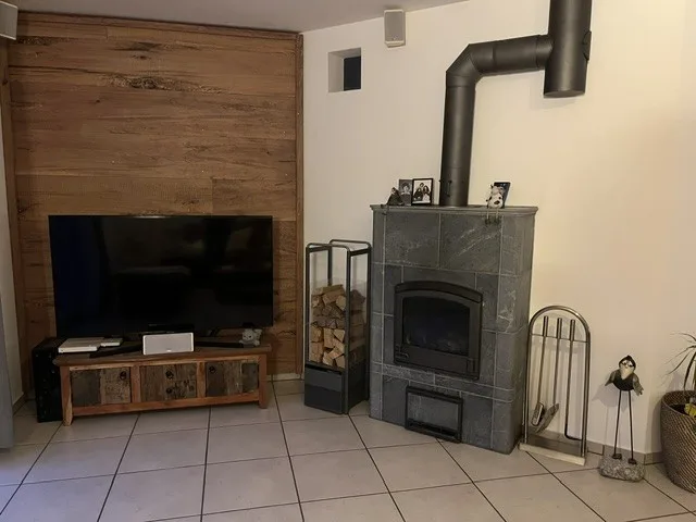 Charmantes freistehendes 4.5 Zimmer Einfamilienhaus mit grossem Garten – foto 7 di 11