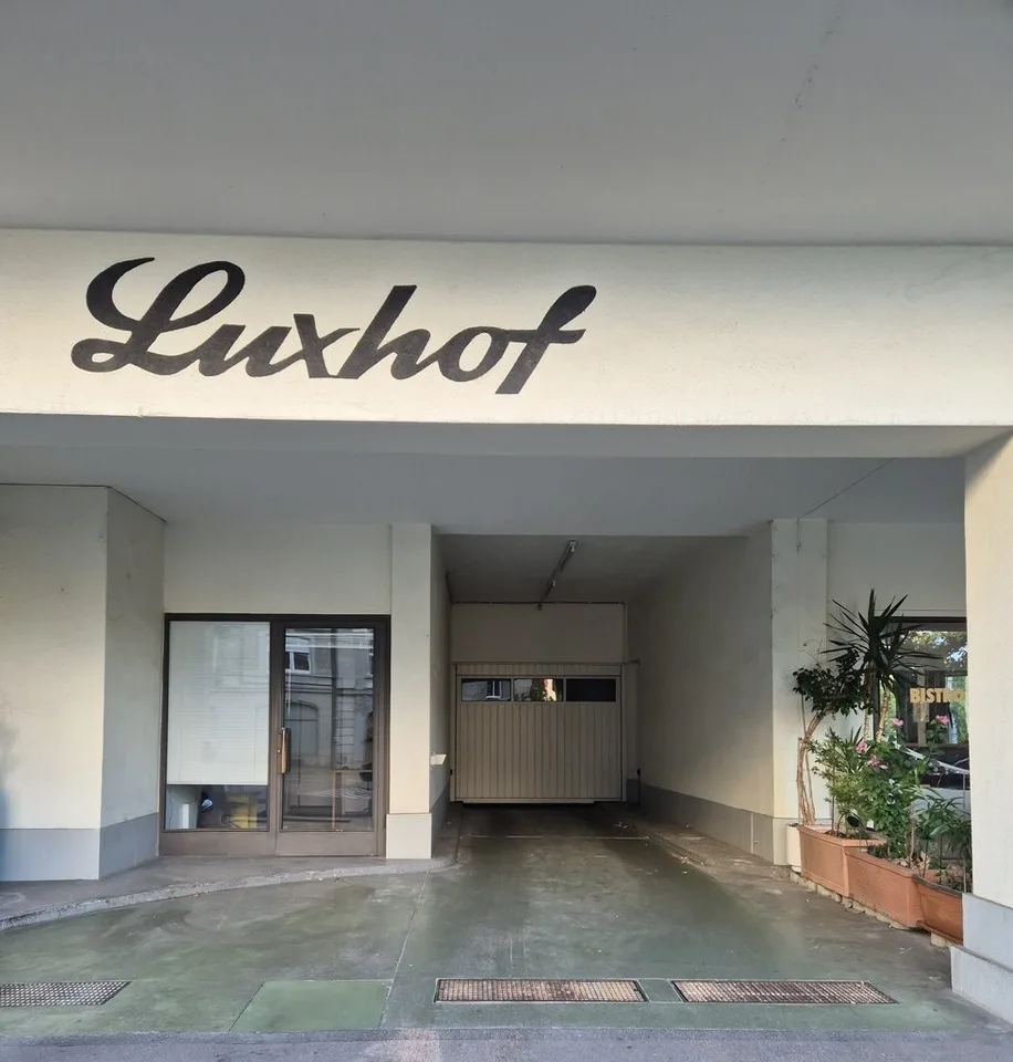 Posto auto in affitto vicino a Schaffhauserplatz – foto 2 di 3