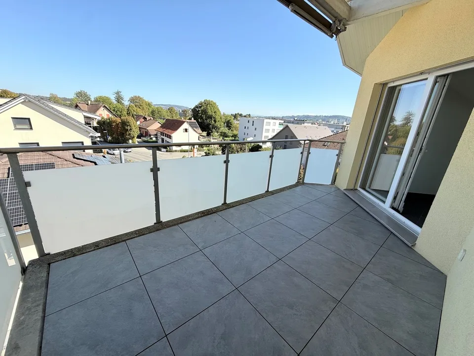Modern apartment with a wonderful view – photo 12 of 15