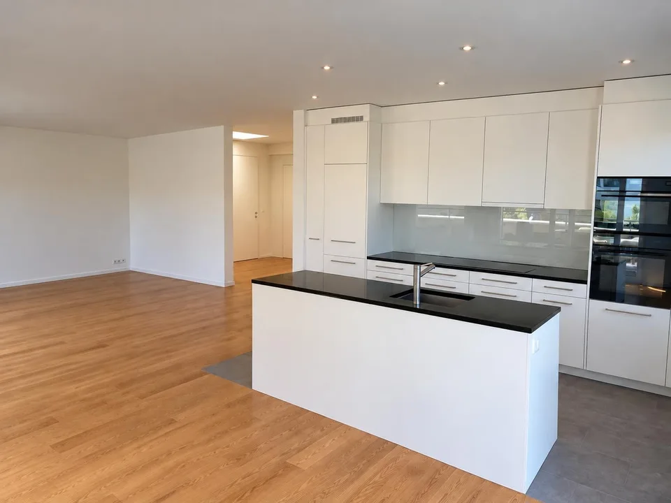 4.5-Zimmerwohnung Attika in Honau – foto 4 di 12