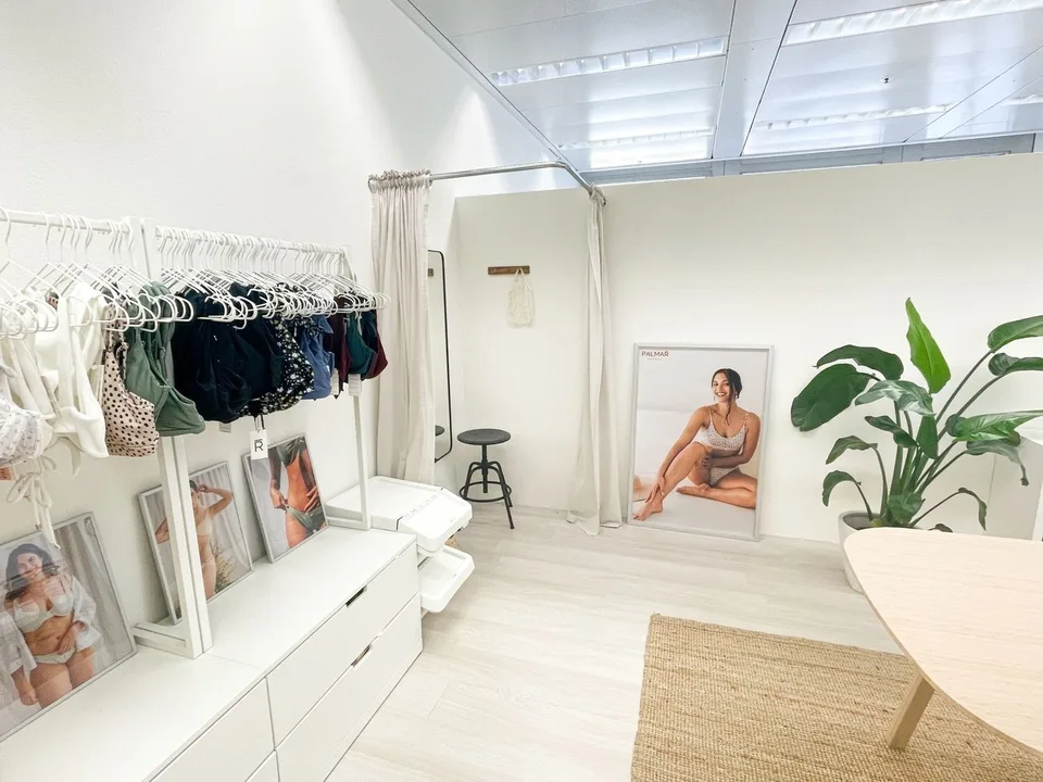 IN AFFITTO - Spazio commerciale 54 m² – foto 2 di 7