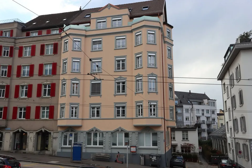 EXKLUSIVE 3-ZIMMERWOHNUNG AM SCHFFHAUSERPLATZ – Foto 10 von 10
